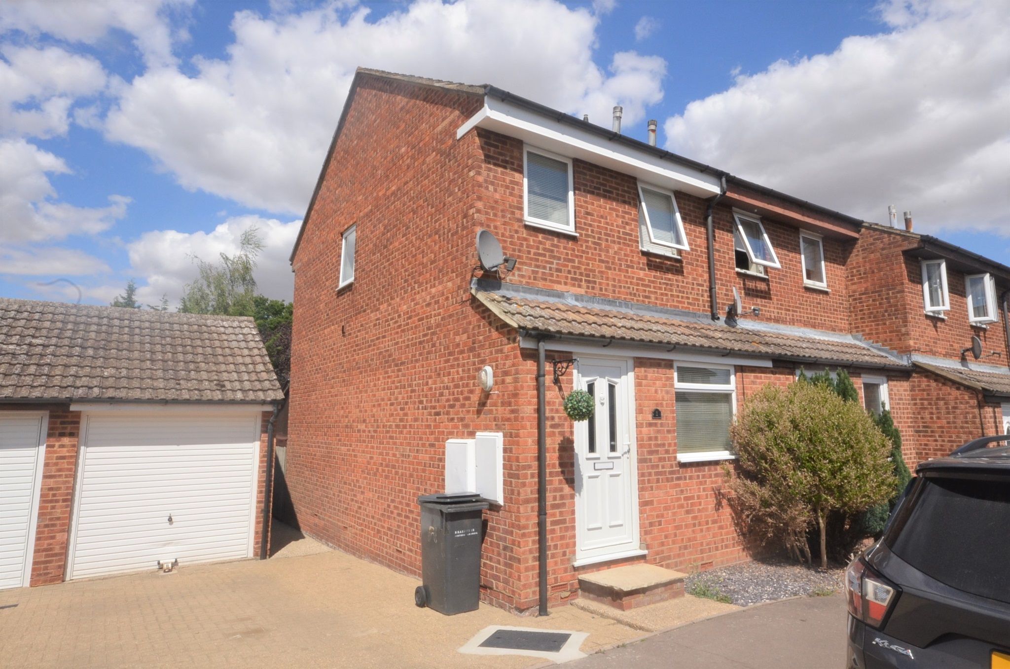 2 bed end terrace house for sale in Parklands, Braintree CM7 Zoopla