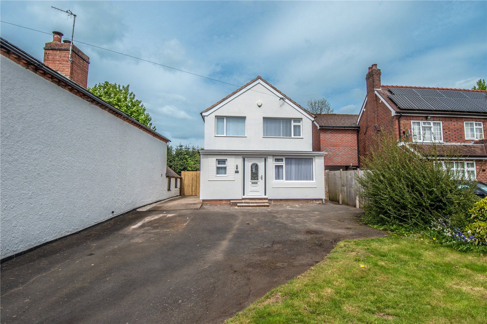 3 bed detached house for sale in Golden Cross Lane, Catshill