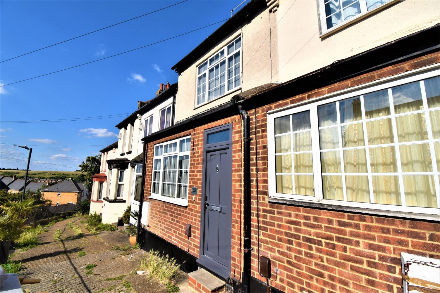 3 bed terraced house to rent in Magpie Hall Road, Chatham ME4 Zoopla
