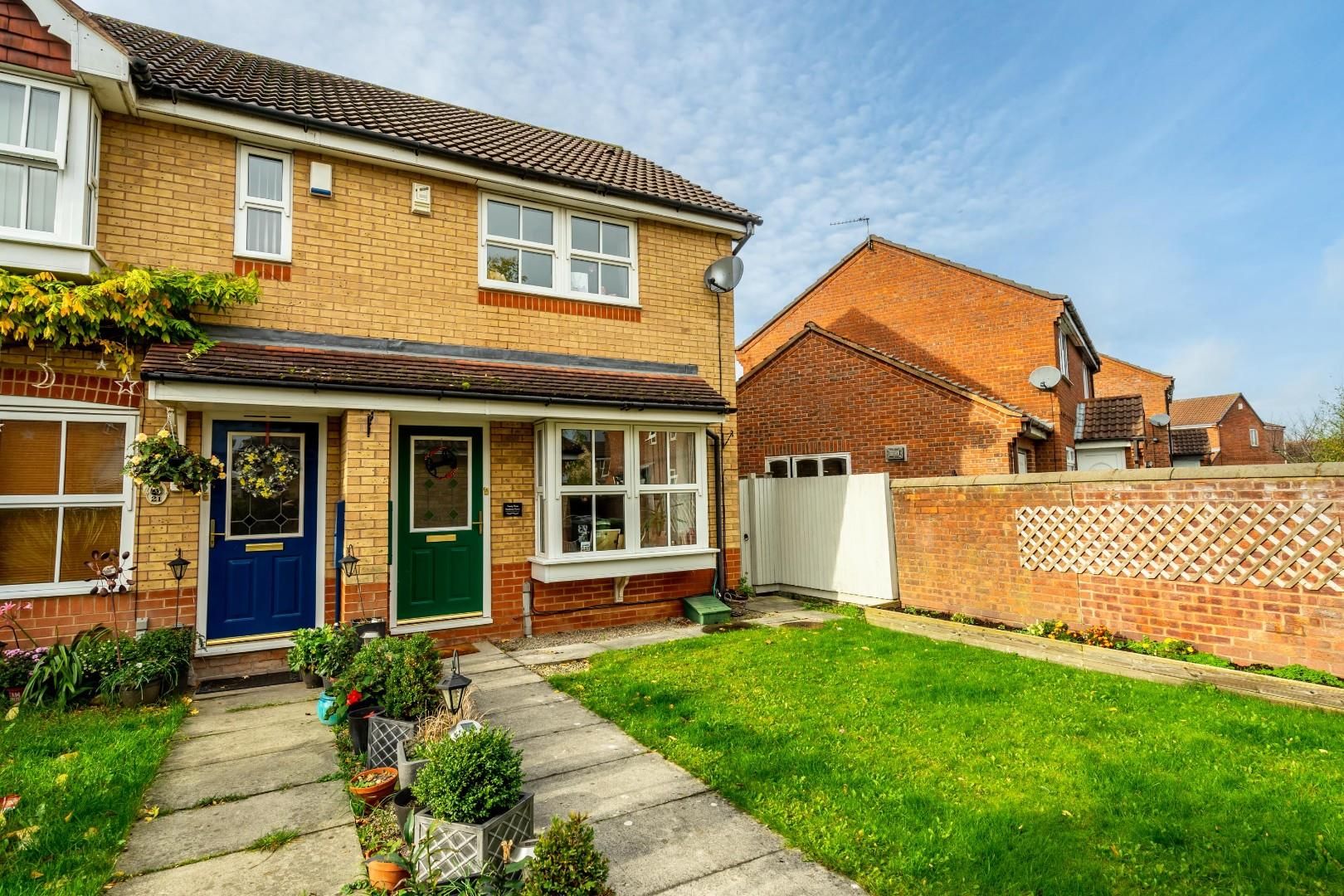 2 bed end terrace house for sale in Roseberry Grove, Clifton Moor, York