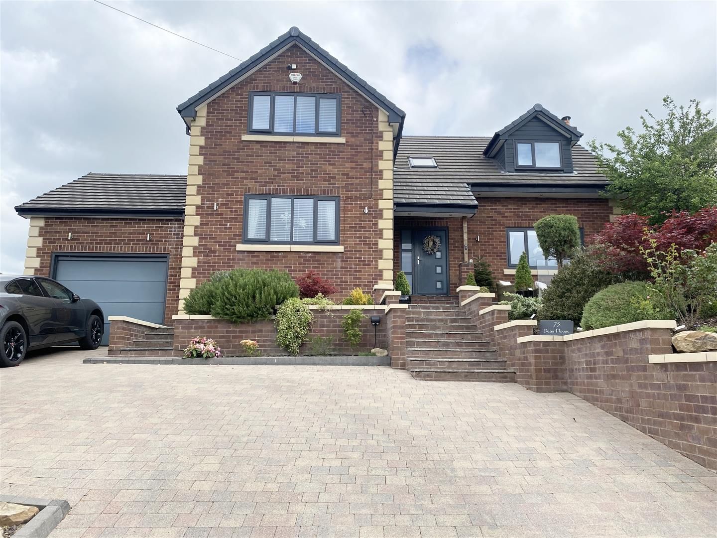 5 bed detached house for sale in Mottram Old Road, Stalybridge SK15