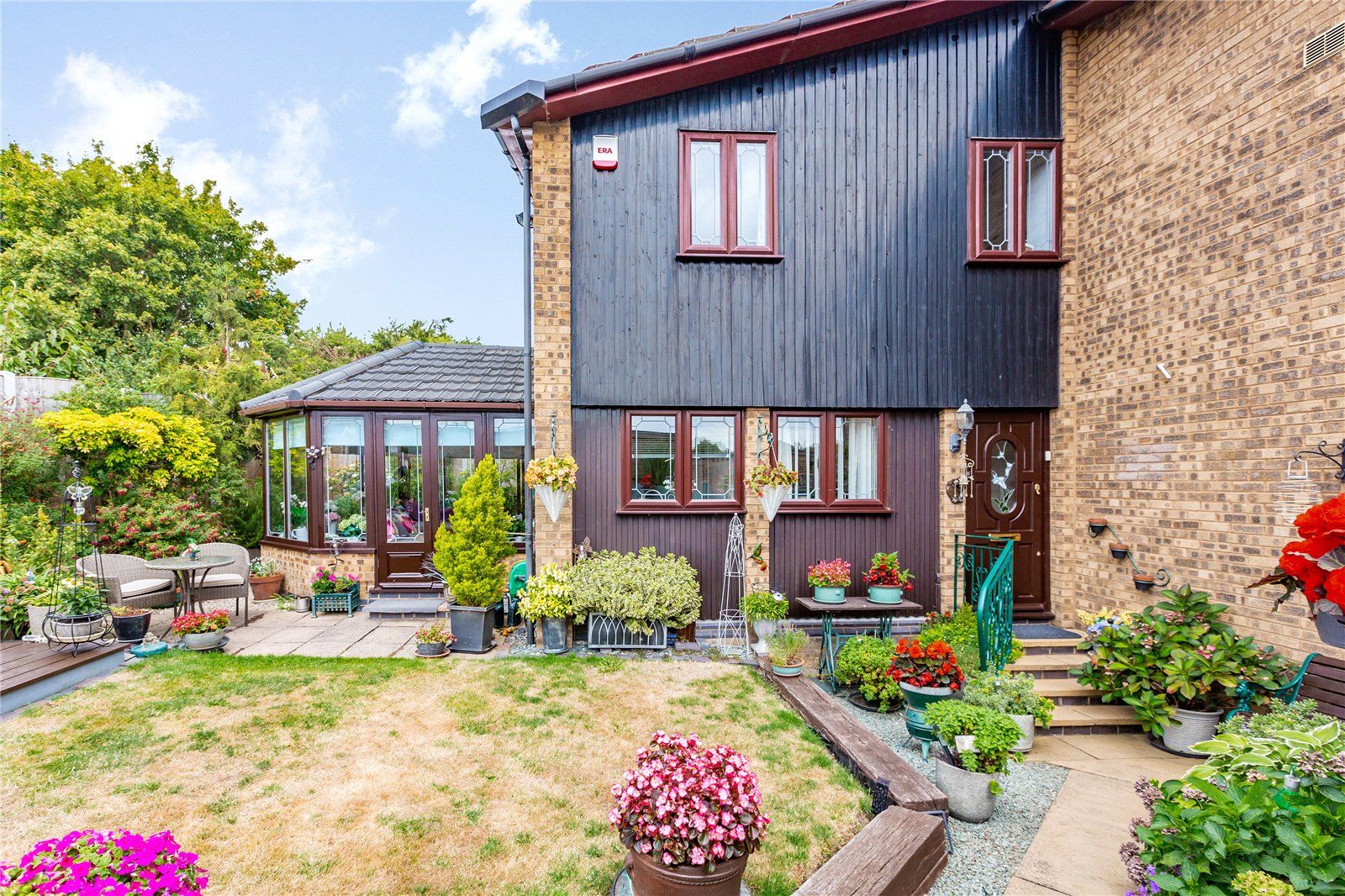 3 bed end terrace house for sale in Leon Drive, Vange, Basildon, Essex