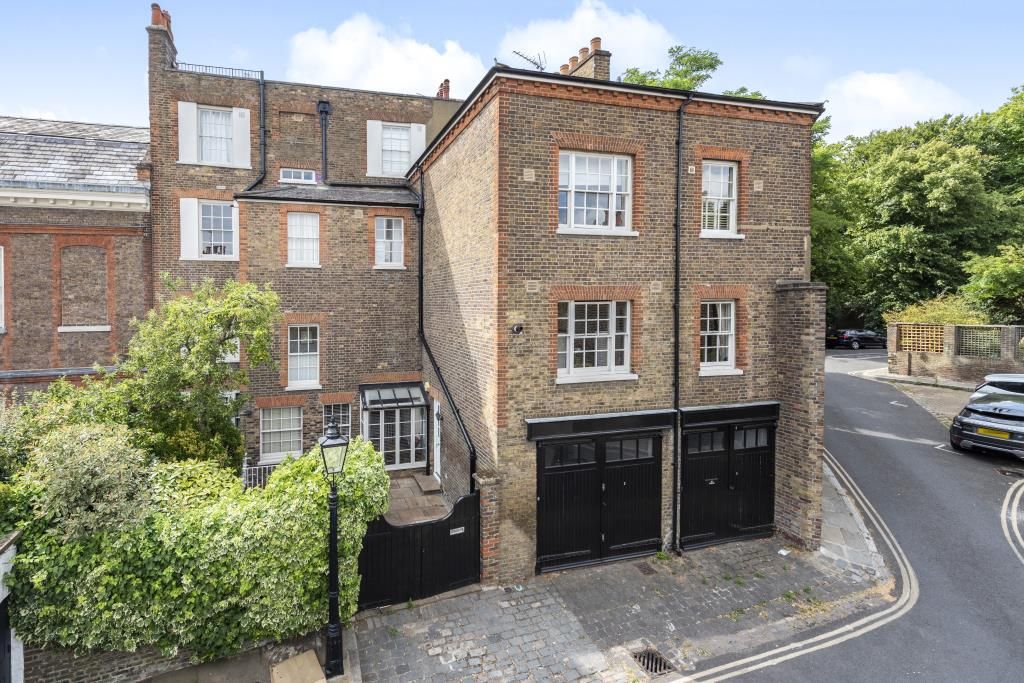 3 bed flat for sale in The Mount Square, Hampstead Village NW3, Zoopla