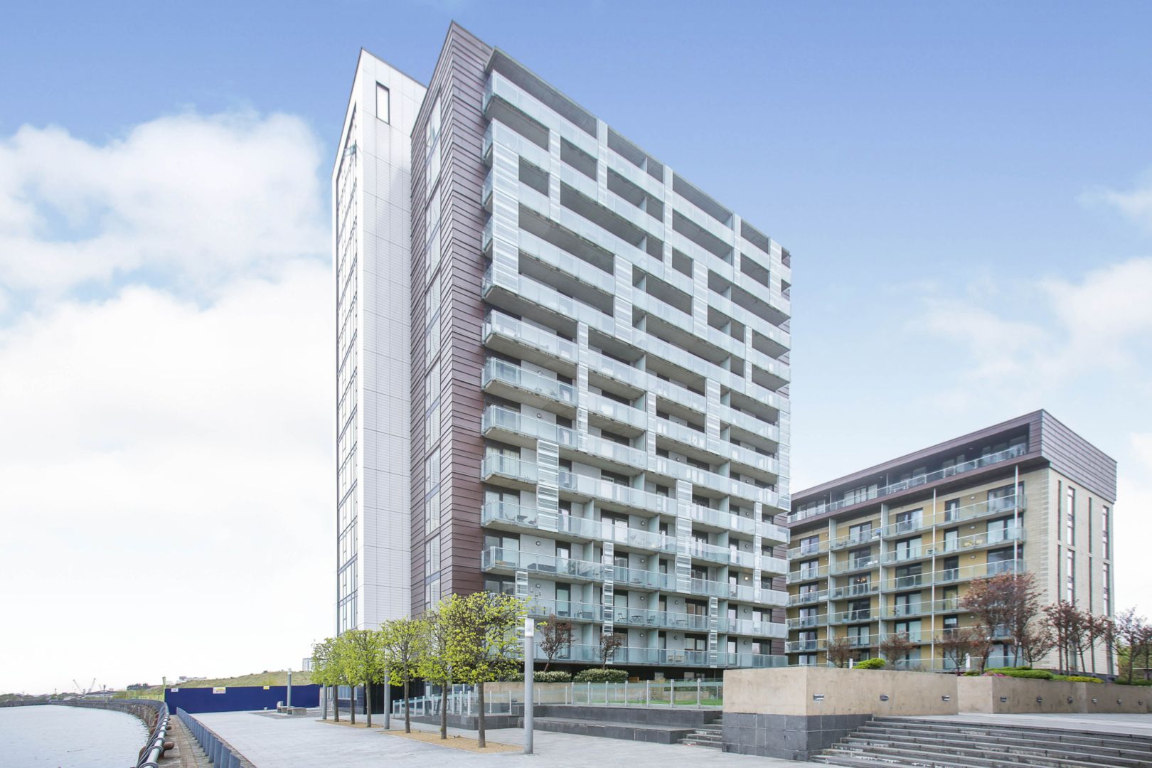 354 Meadowside Quay Walk, Glasgow G11  