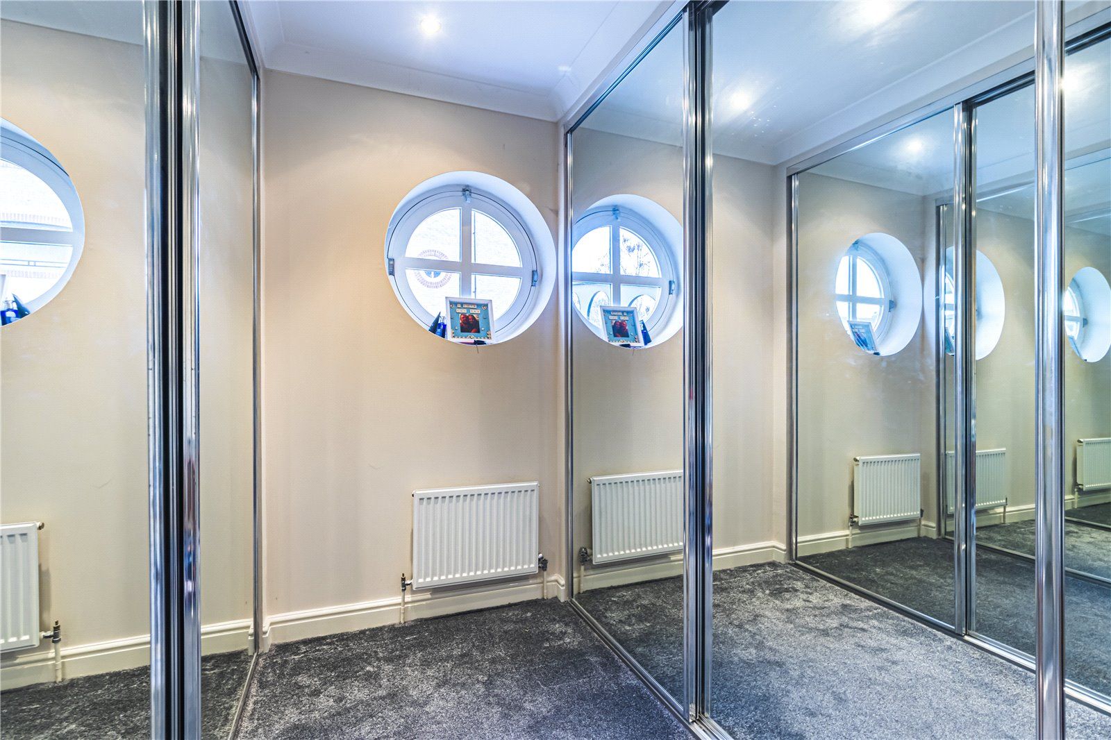 2 bed flat for sale in Evans Wharf, Apsley Lock, Hemel Hempstead