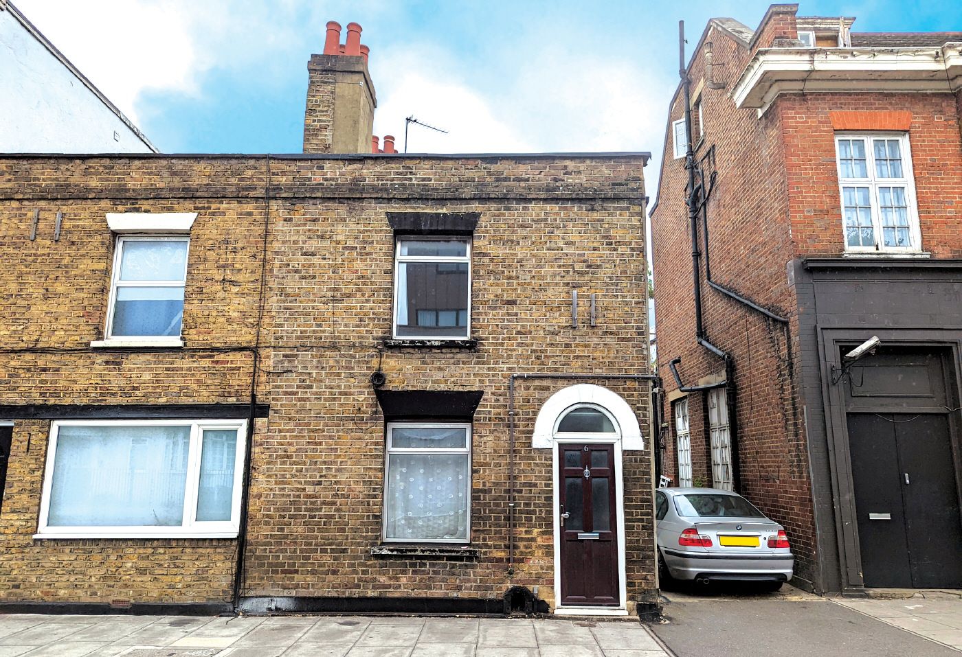 2 bed end terrace house for sale in Putney Bridge Road, London SW18