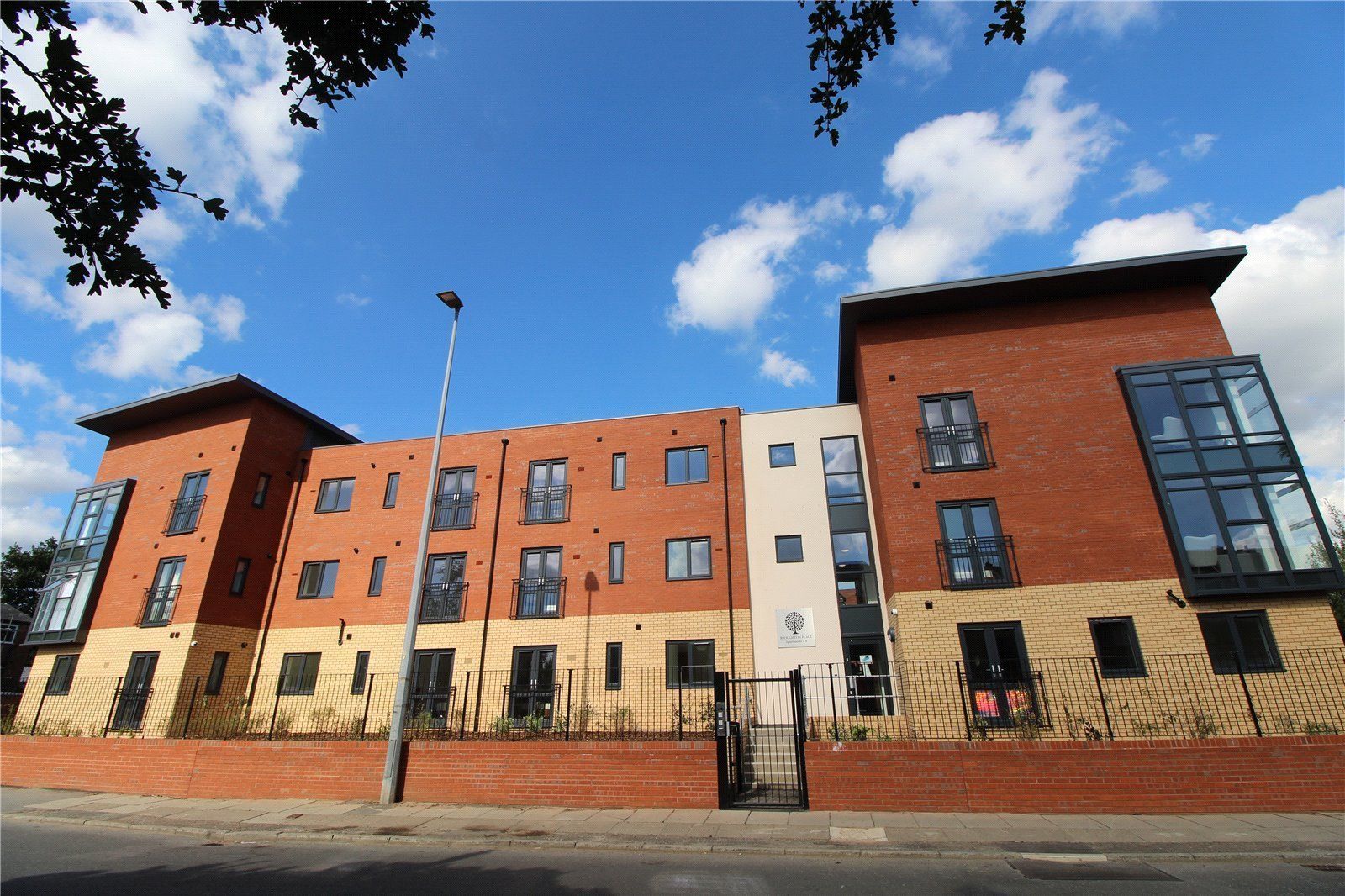 2 bed flat to rent in Broughton Place, 266 Lower Broughton Road, Salford, Manchester M7 Zoopla