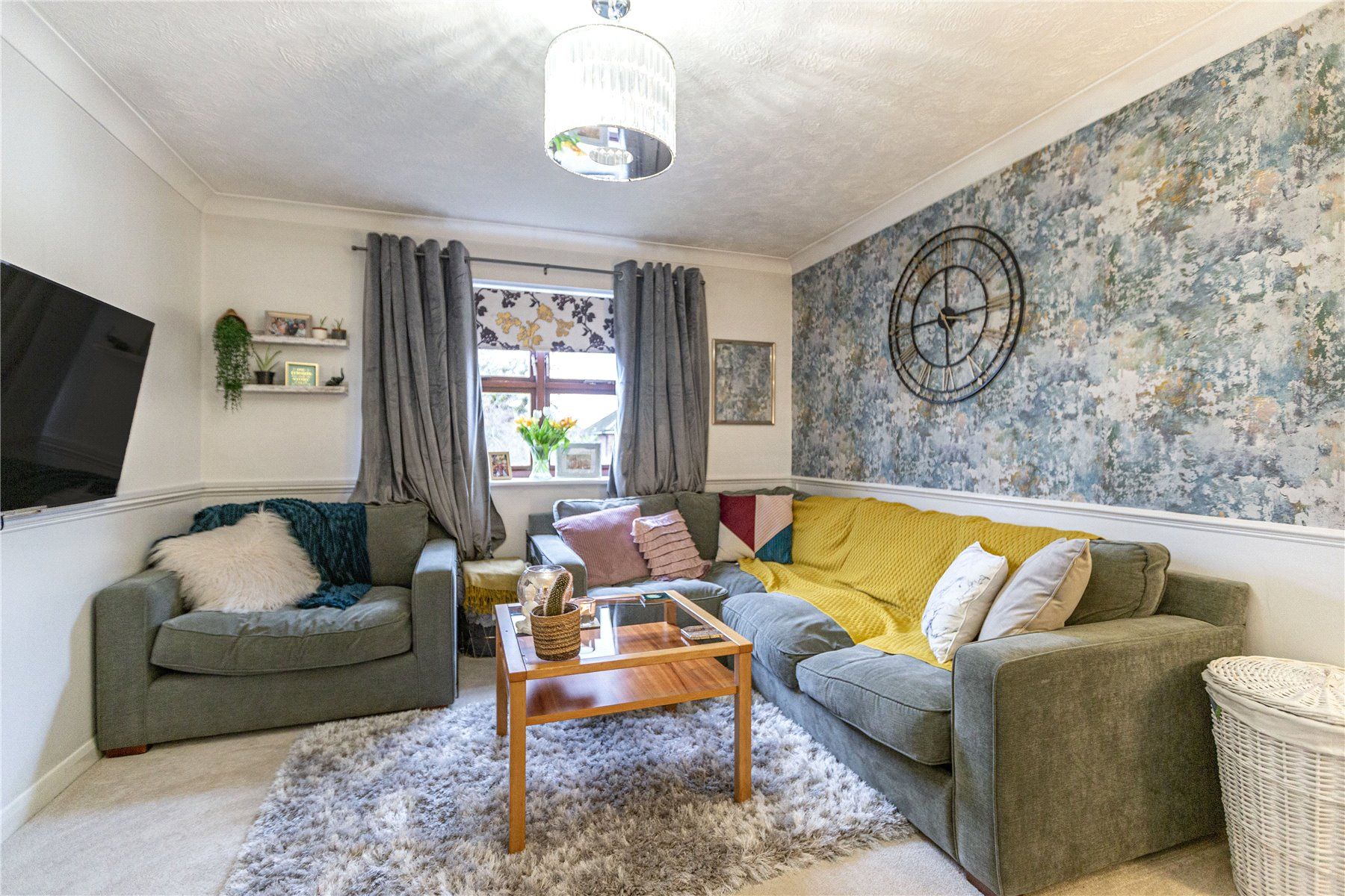 1 bed flat for sale in Addlestone, Surrey KT15 Zoopla