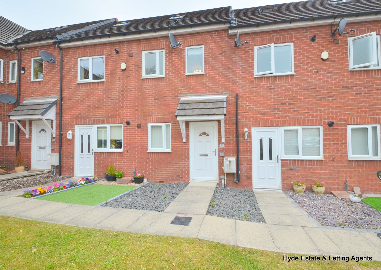 2 bed flat to rent in Ashton Road, Golborne, Warrington WA3 Zoopla