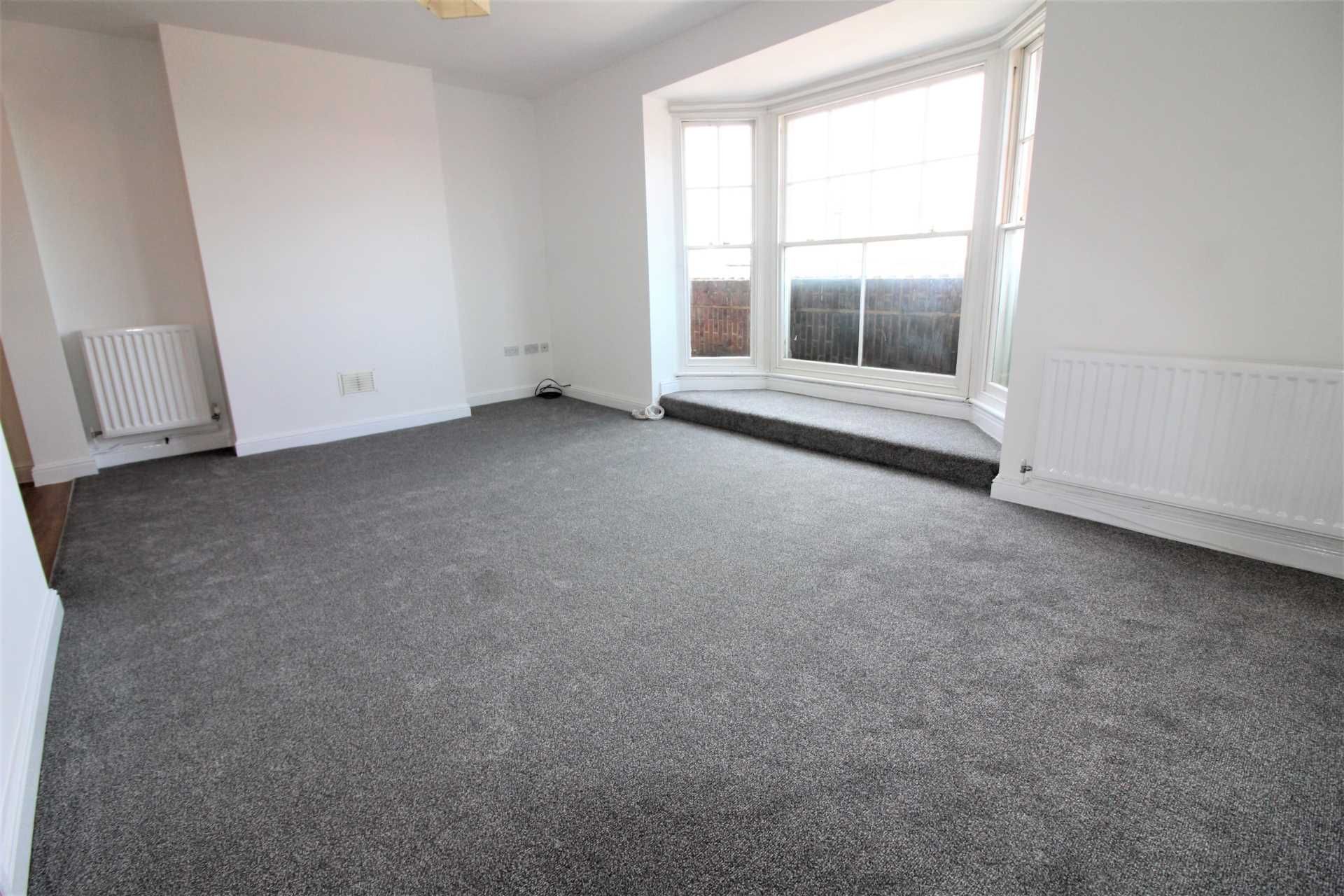 2 bed flat to rent in Stratford Road, Wolverton MK12 Zoopla