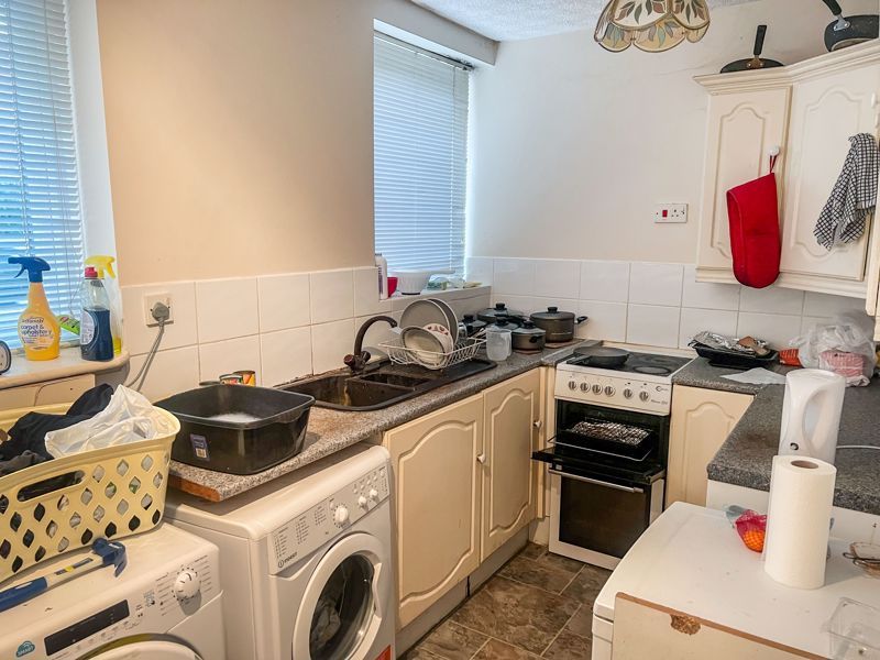 1 bed flat for sale in Hill View Court, Astley Bridge, Bolton BL1 Zoopla