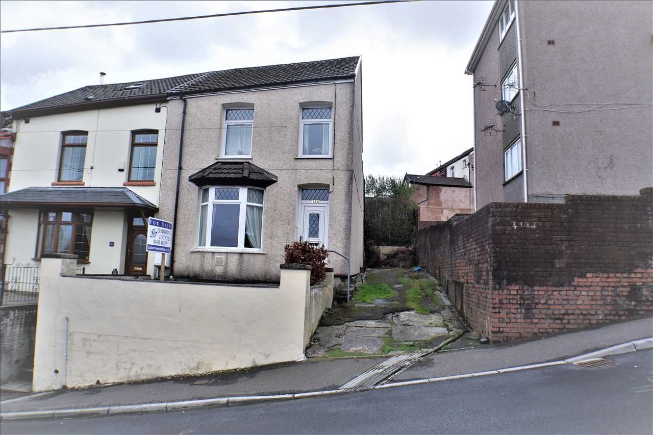 4 bed terraced house for sale in Gilfach Road, Penygraig, Tonypandy