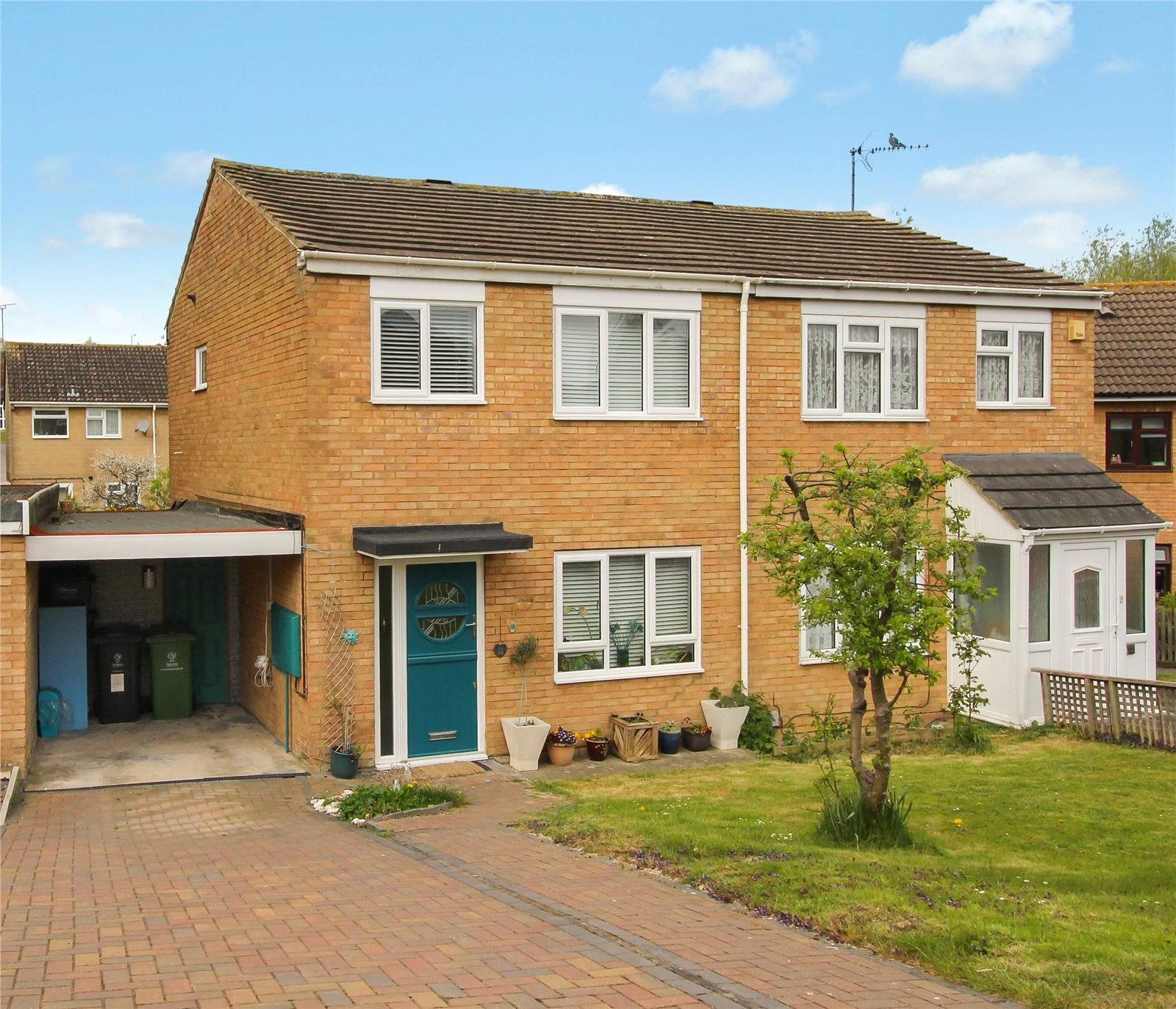 3 bed semidetached house for sale in Luddesdown Road, Toothill