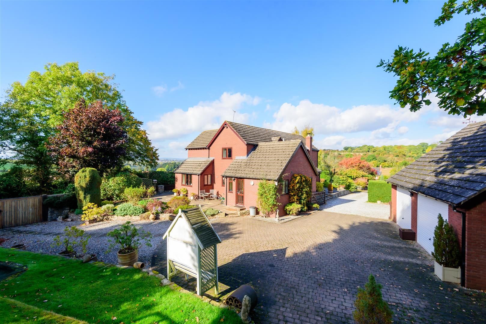 4 bed detached house for sale in Stoke Prior, Leominster, Herefordshire