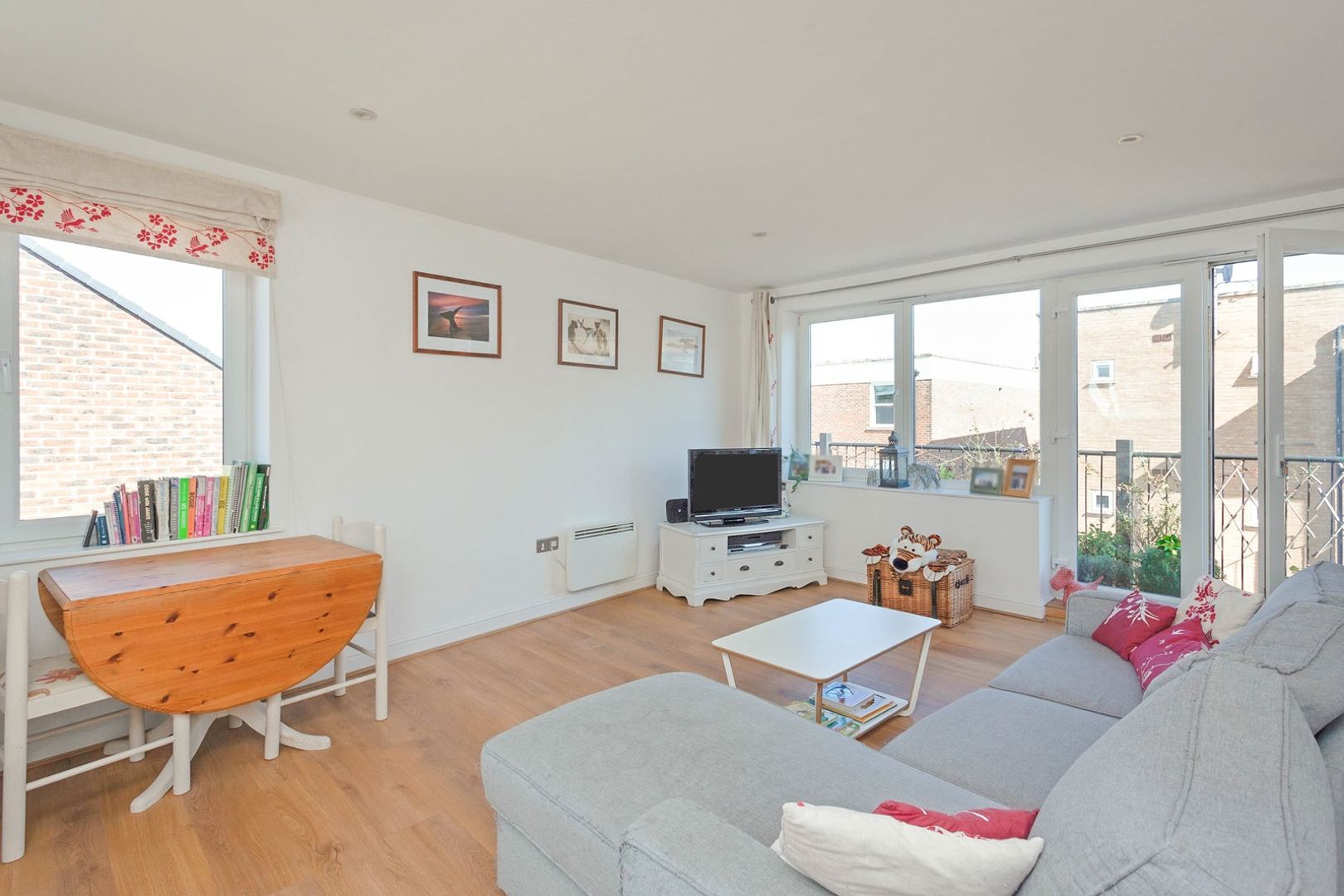 Dewey Lane, Brixton SW2  