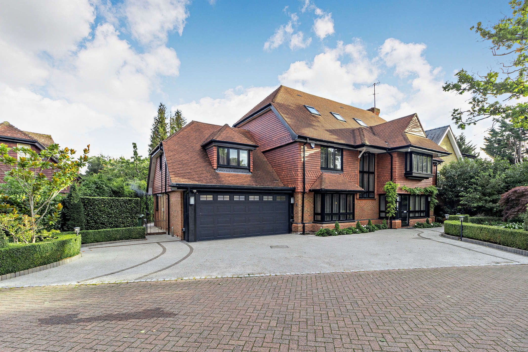 5 bed detached house for sale in Stonecroft Close, Road,