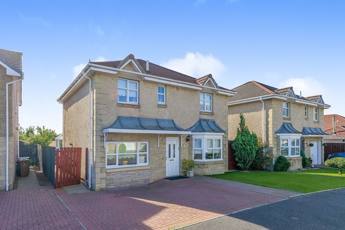 4 bed detached house for sale in The Haven, South Alloa, Stirling