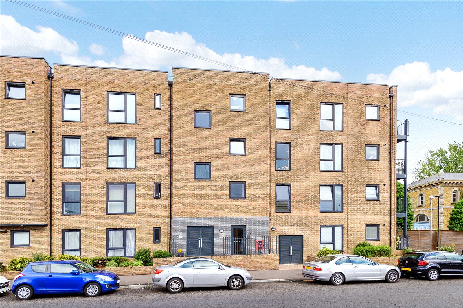 2 bed flat for sale in Lea Road, Waltham Abbey EN9 Zoopla