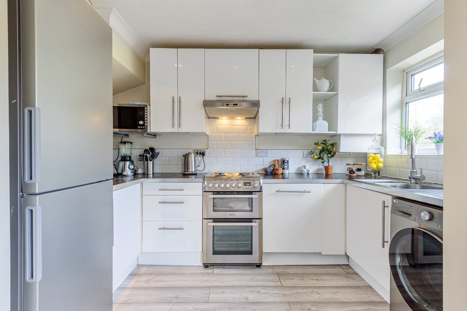 3 bed semidetached house for sale in Oakdene Avenue, Chislehurst, Kent
