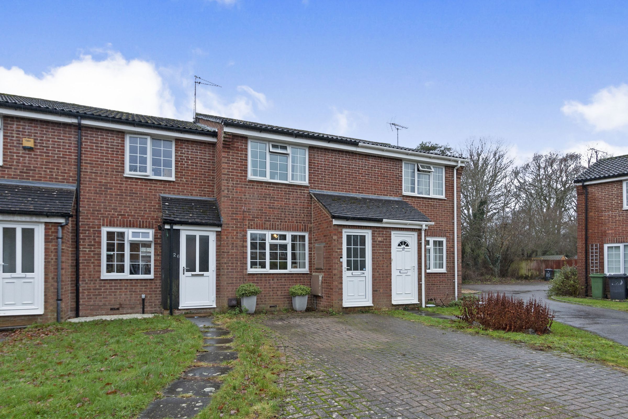 2 bed terraced house for sale in Mulberry Way, Chineham, Basingstoke