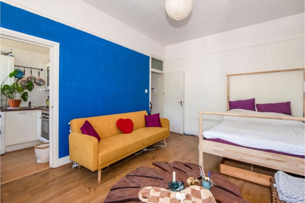 A Streatham Place Streatham SW2  