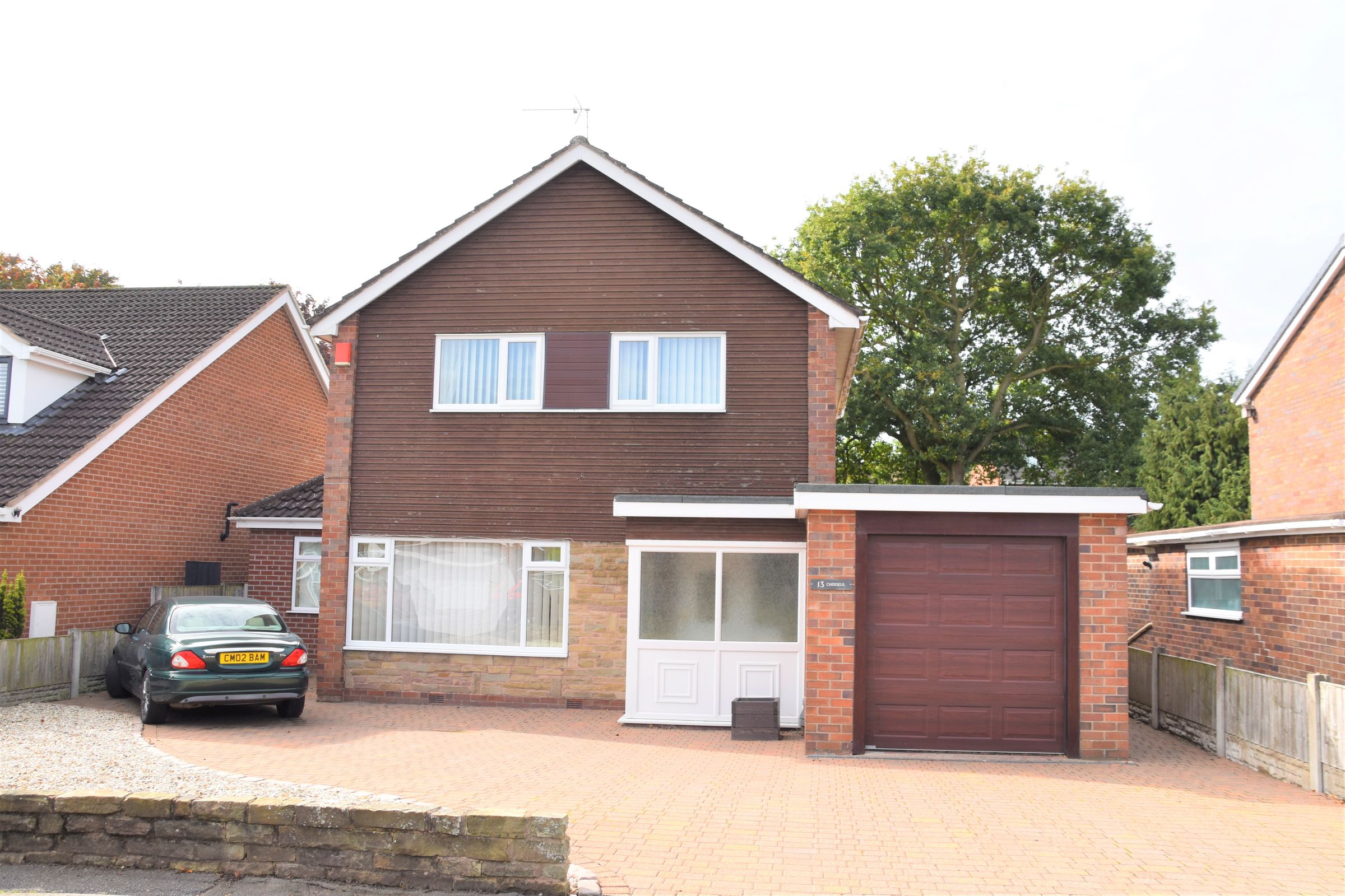 3 bed detached house for sale in Gateway Avenue, Baldwins Gate