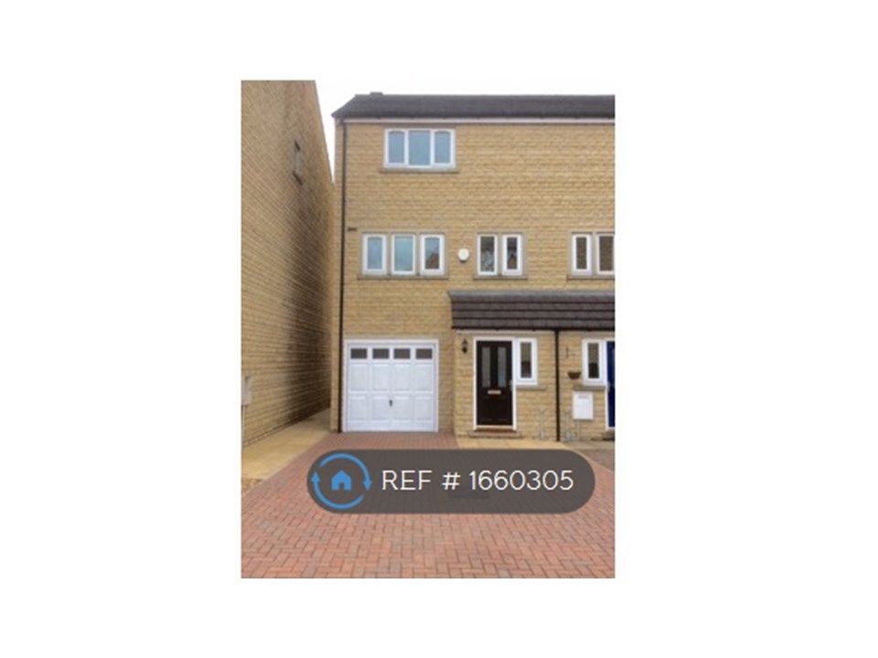 2 bed semidetached house to rent in Holmefield Gardens, Barrowford BB9