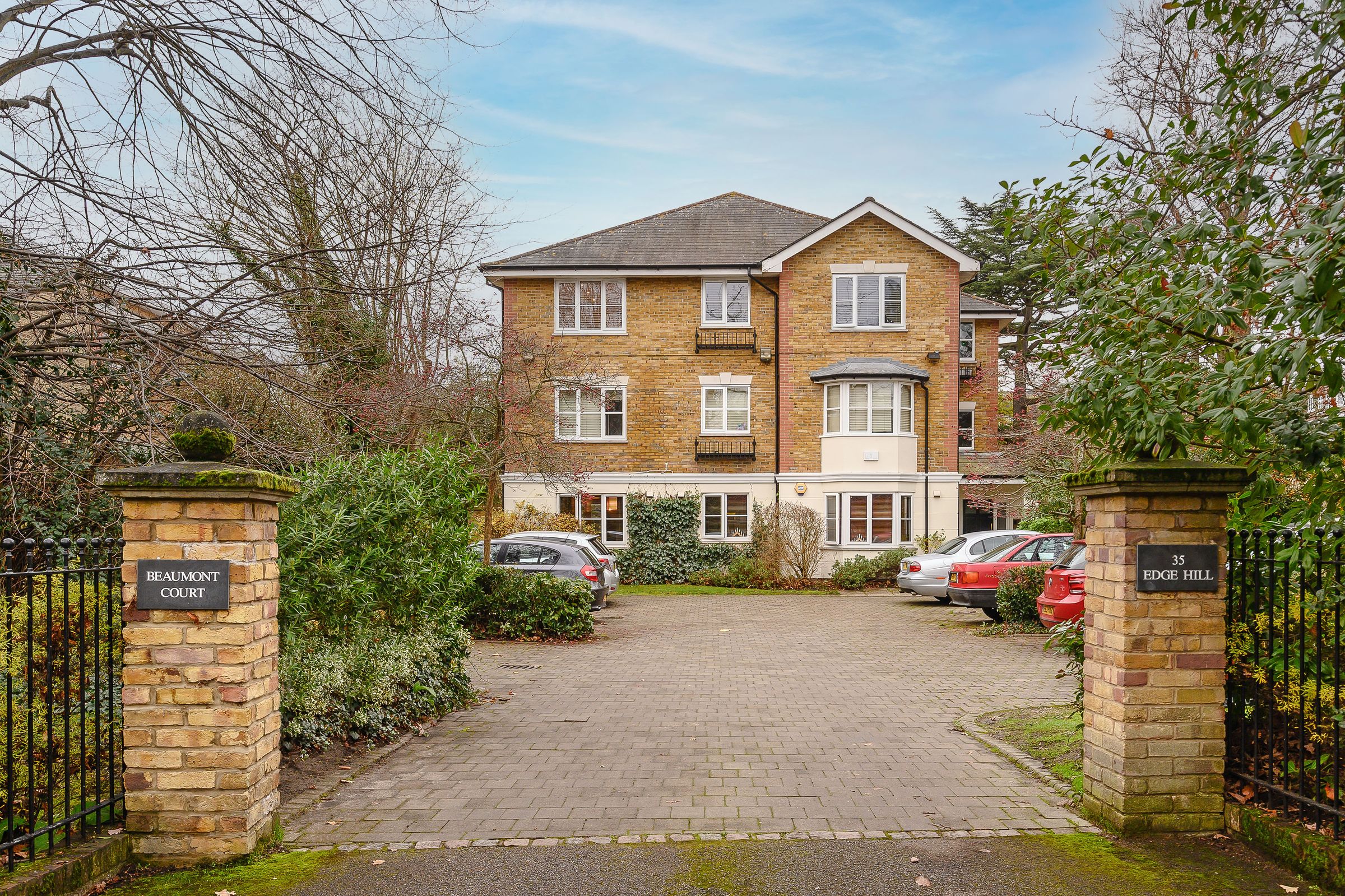 Edge Hill Wimbledon Vlg SW19  