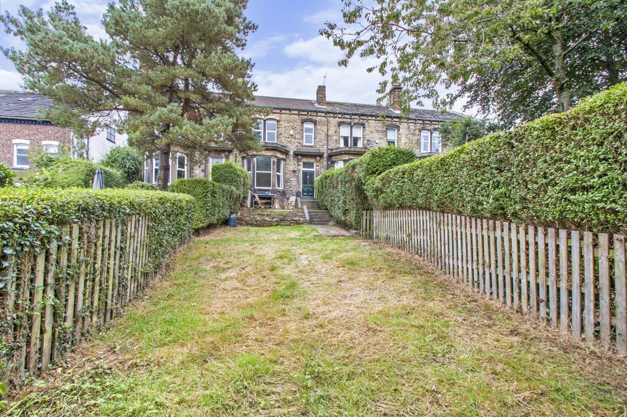 4 bed terraced house for sale in Fieldhead, Birstall, Batley WF17 Zoopla