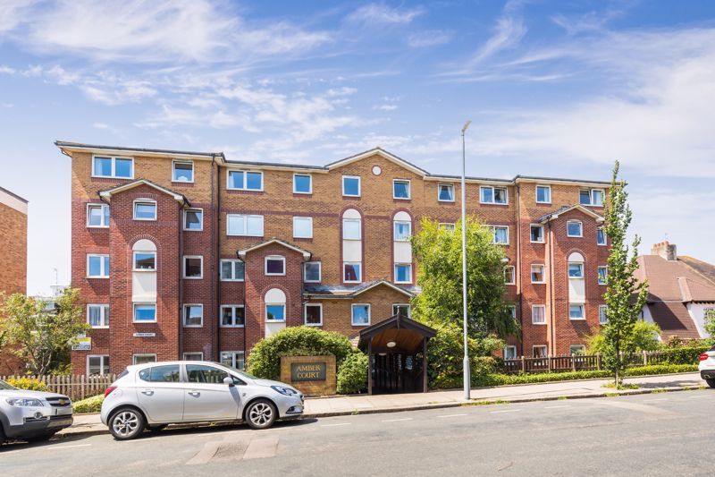 49 Amber Court, Holland Road, Hove BN3