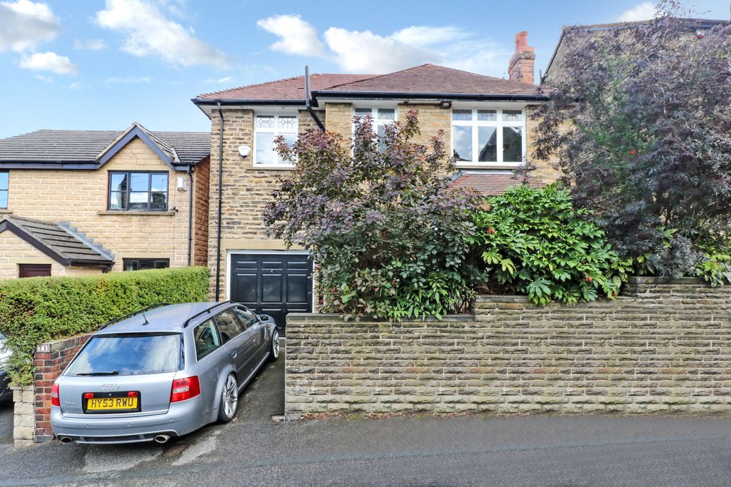 4 bed detached house for sale in Booth Street, Cleckheaton BD19 Zoopla