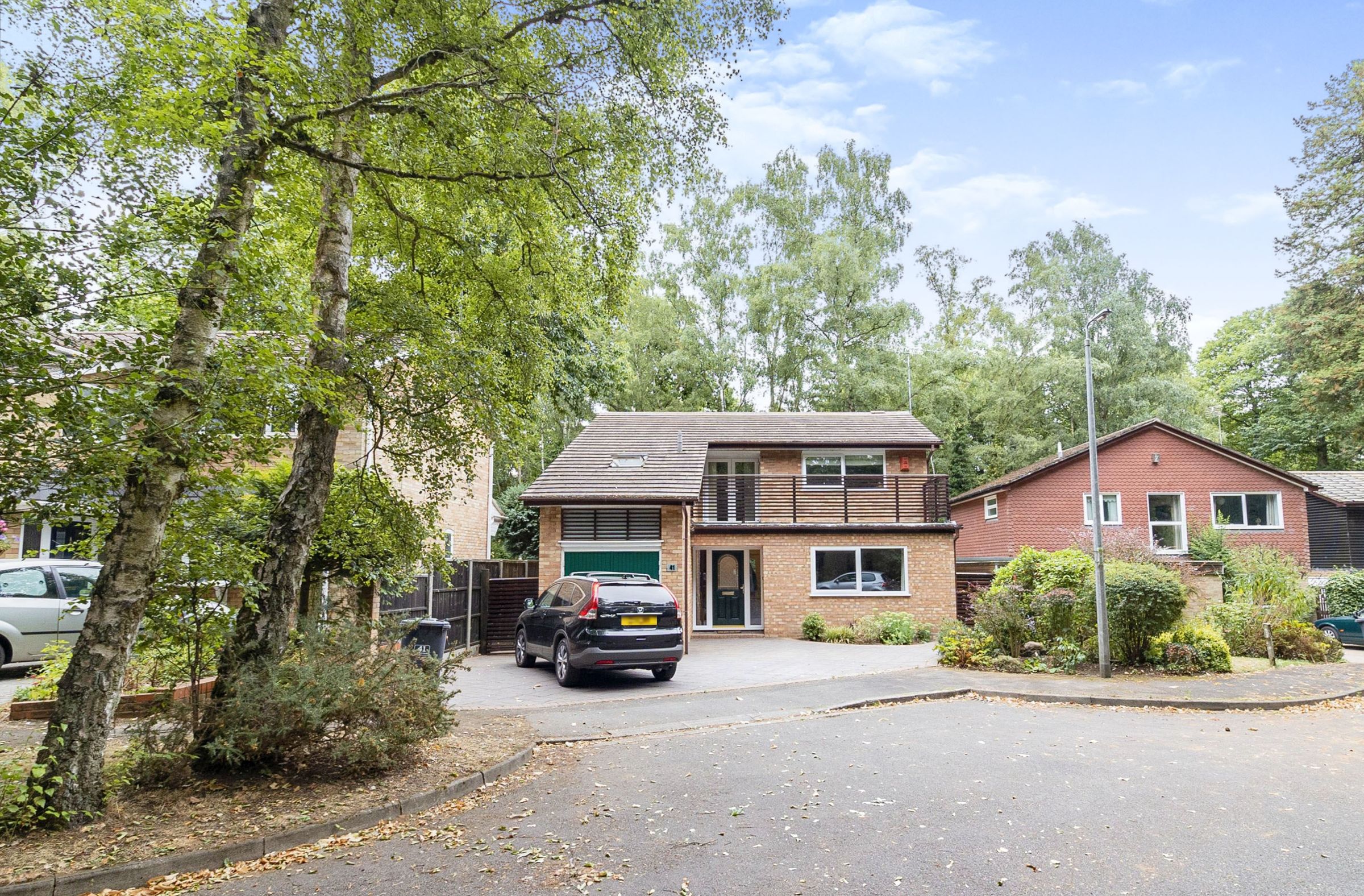 4 bed detached house for sale in Redwood Glade, Leighton Buzzard LU7