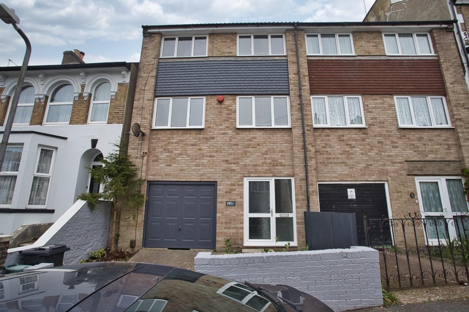 4 bed semidetached house for sale in De Burgh Hill, Dover CT17 Zoopla