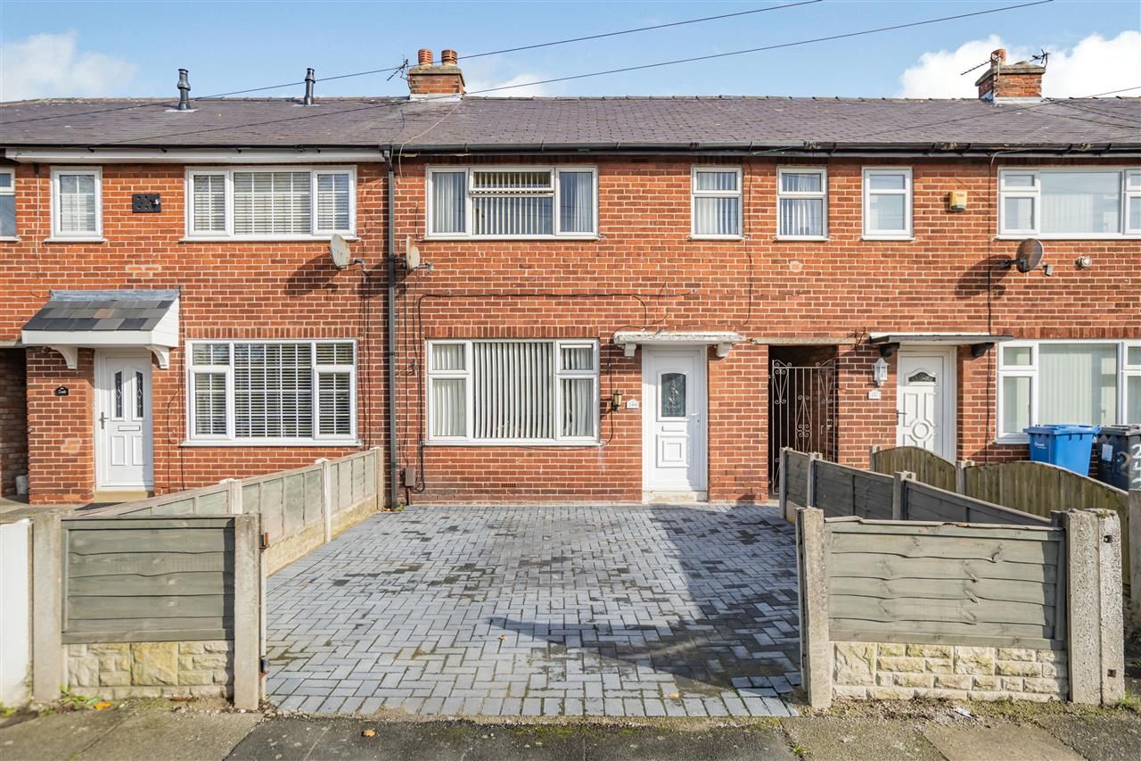 3 bed terraced house for sale in Poplars Avenue, Warrington WA2 Zoopla