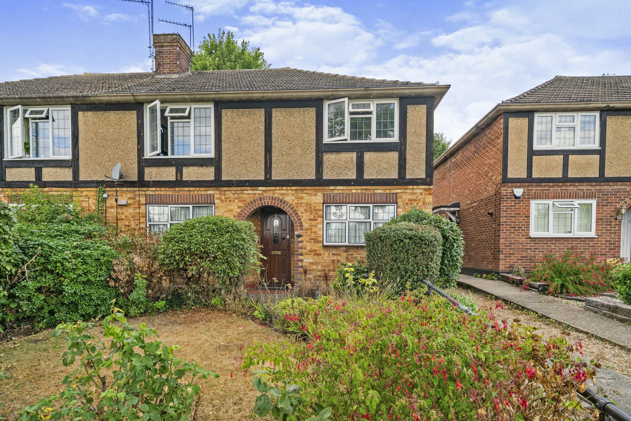 2 bed for sale in Monks Close, Enfield EN2 Zoopla