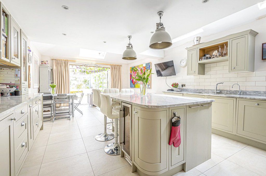 Dempster Road, Wandsworth SW18  