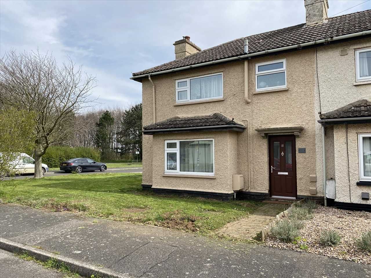 2 bed semidetached house for sale in Eastchurch Road, Cranwell