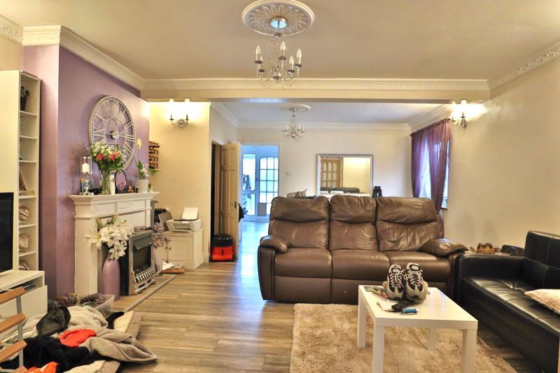 Mount Close, Wickford SS11  