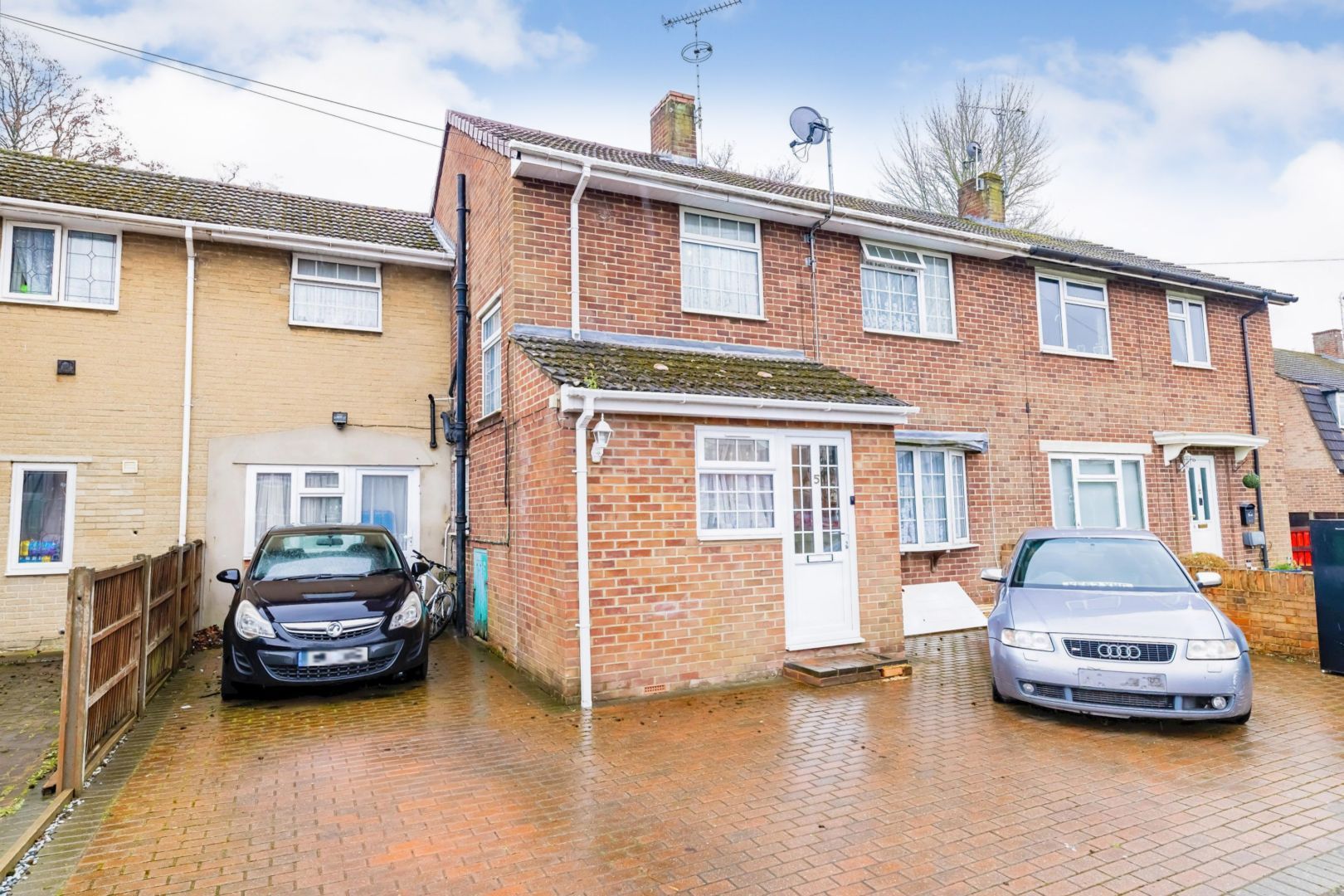 6 bed terraced house for sale in Orchard Way, Camberley GU15 Zoopla