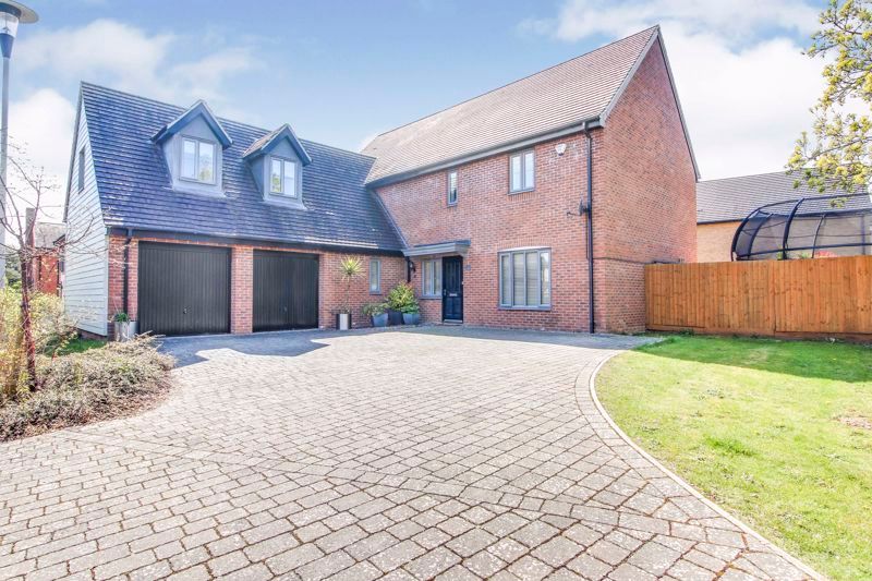 Lodge Drive, Little Paxton Village, St. Neots PE19