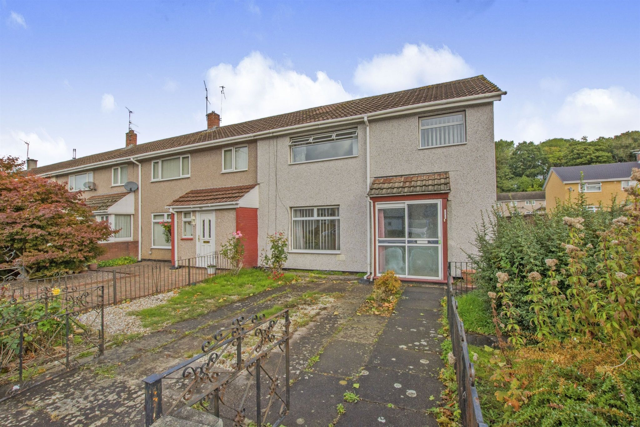 3 bed end terrace house for sale in Liswerry Drive, Llanyravon, Cwmbran