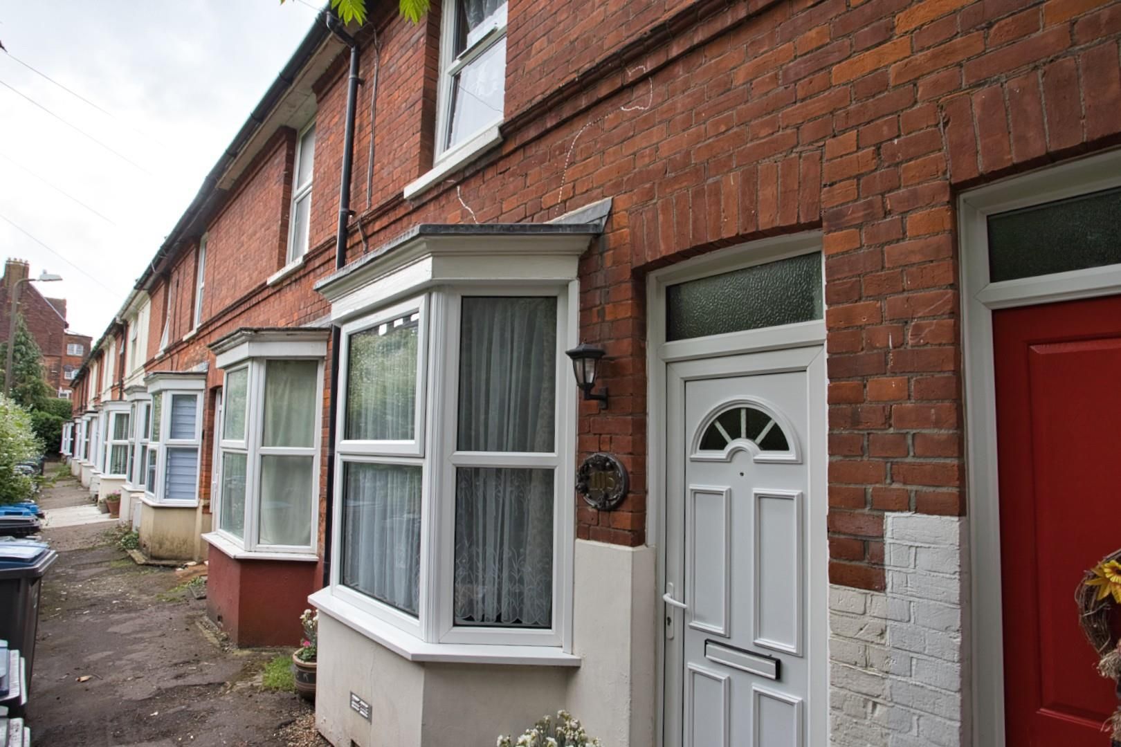 2 bed terraced house for sale in Heathfield Avenue, Dover CT16 Zoopla