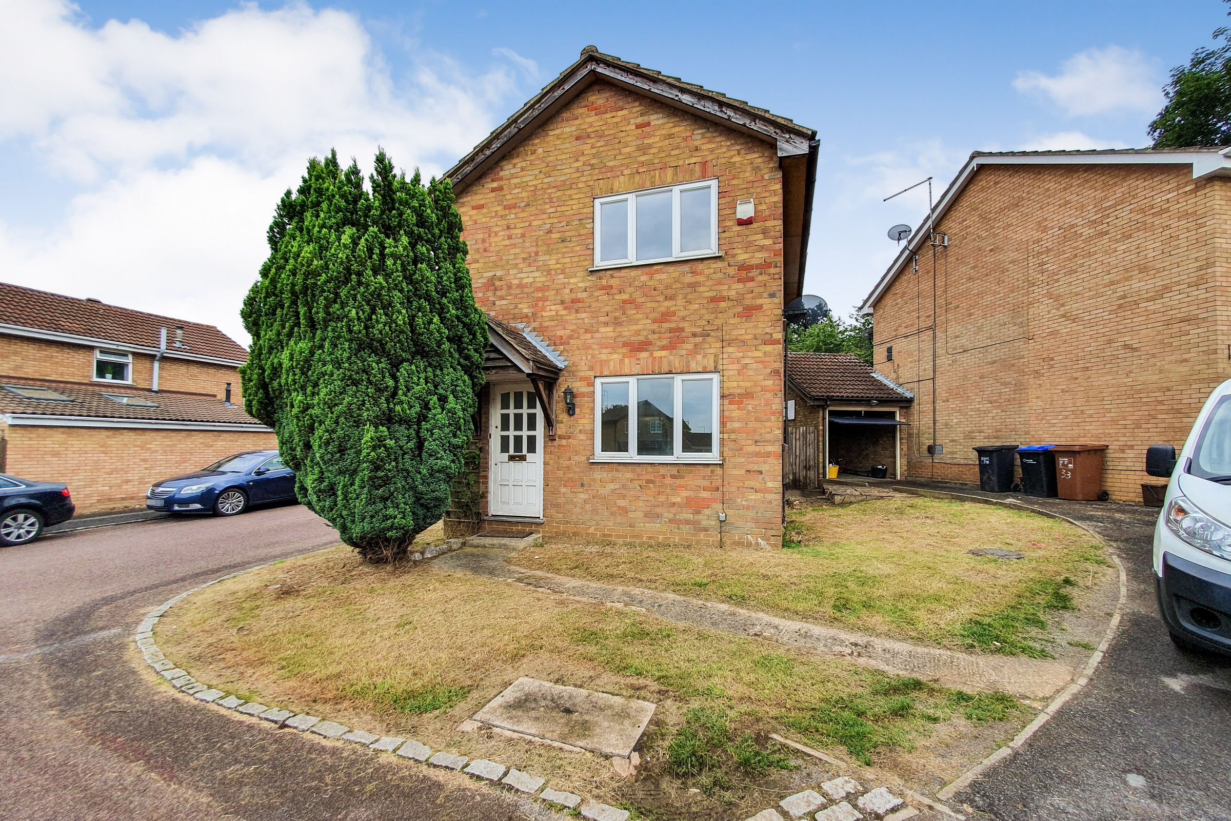 Five Acres Fold, Northampton NN4  