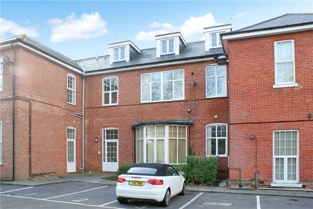 2 bed flat for sale in New Brighton Road, Emsworth, Hampshire PO10 Zoopla