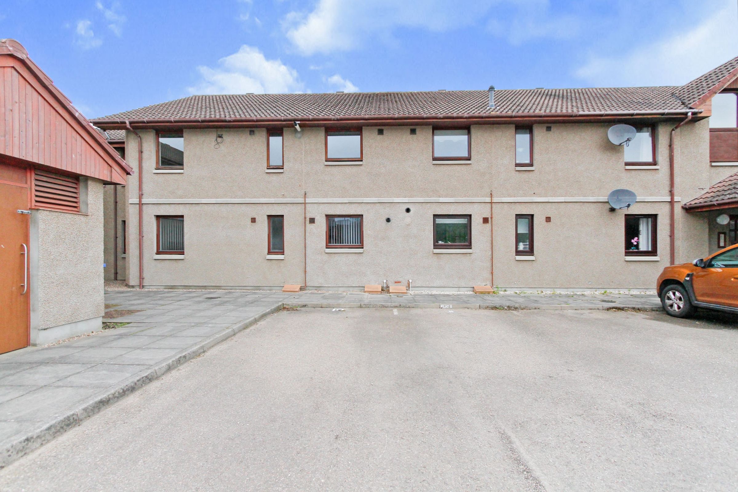 2 bed flat to rent in Lesmurdie Court, Elgin, Morayshire IV30 Zoopla