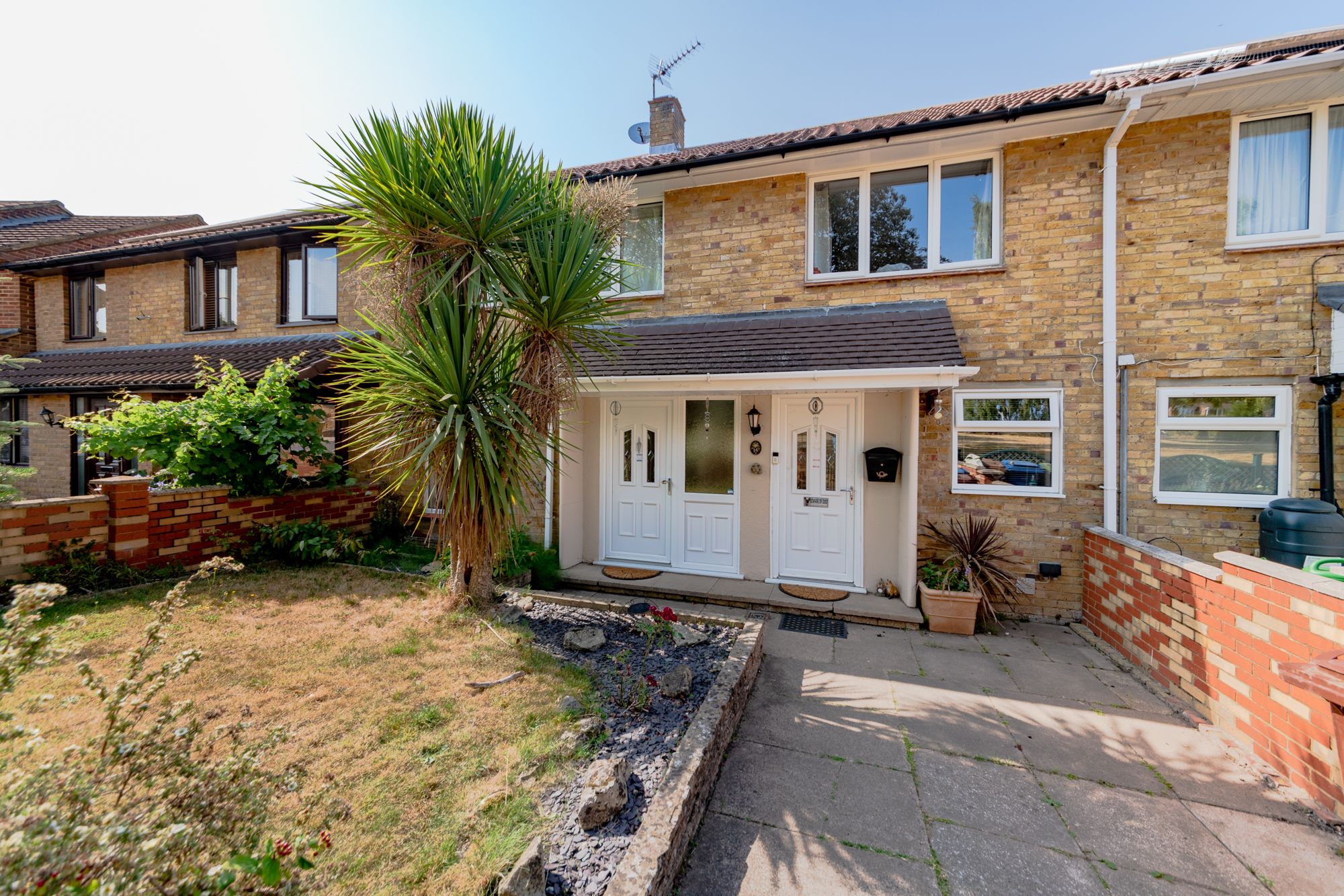 4 bed terraced house for sale in Aldenham Terrace, Bracknell, Berkshire