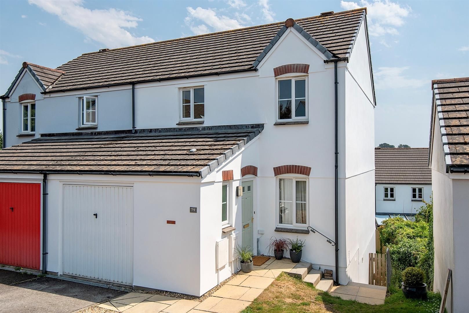 5 bed semidetached house for sale in Trenoweth Road, Swanpool