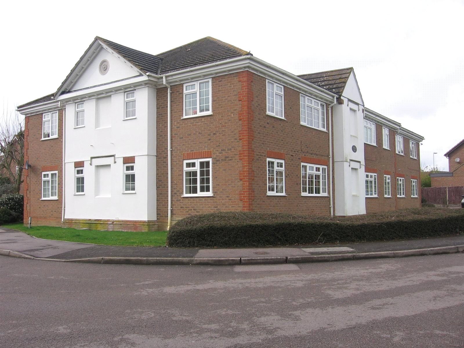 1 bed flat for sale in Kingfisher Way, Bicester OX26 Zoopla