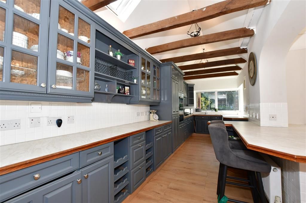 3 bed detached house for sale in Pump Lane, Rainham, Gillingham, Kent