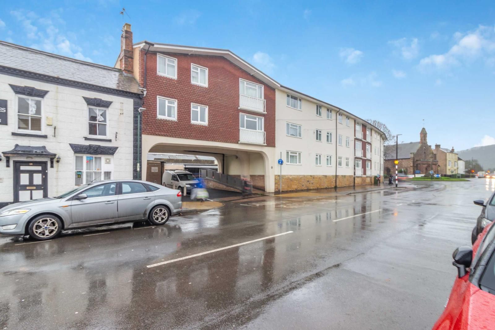 2 bed flat for sale in Crompton Court, Drybridge Street, Monmouth